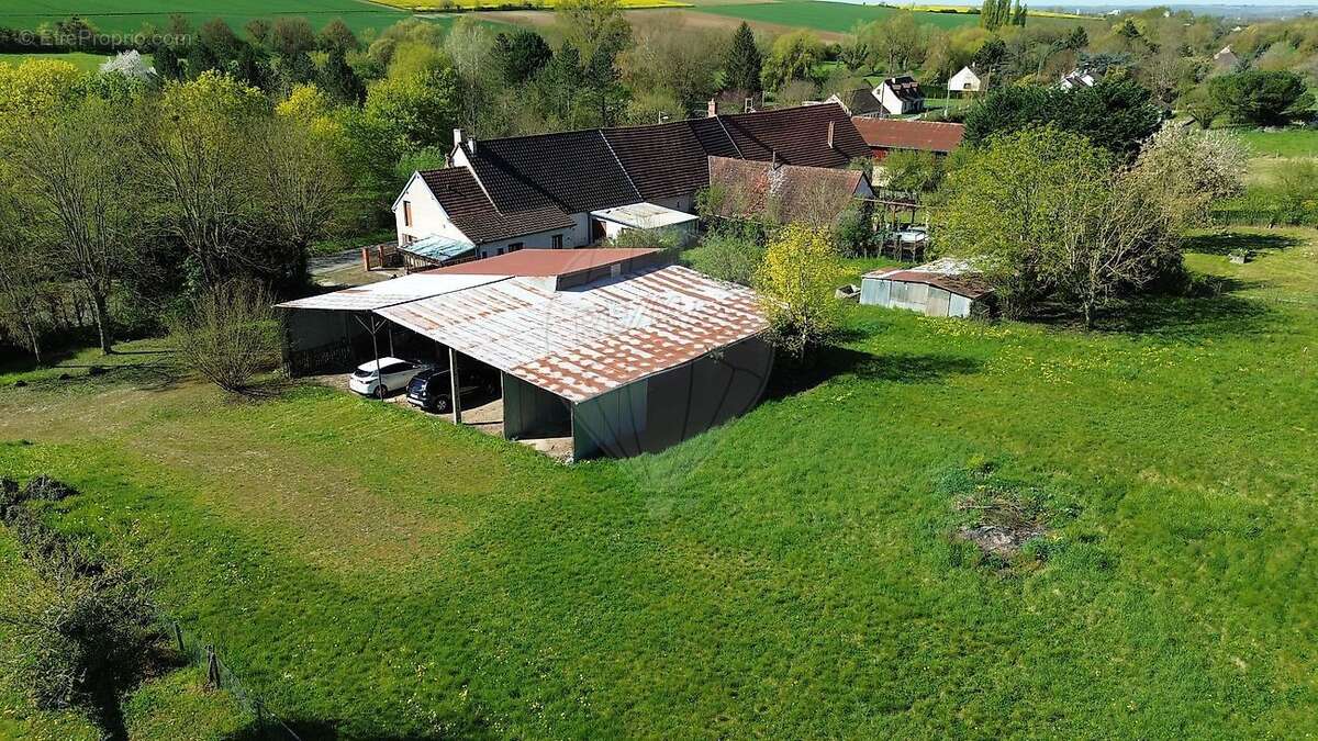 Maison à COSNE-COURS-SUR-LOIRE