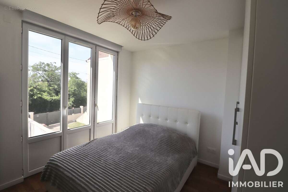 Maison 97 m² à Draveil  - photo 6