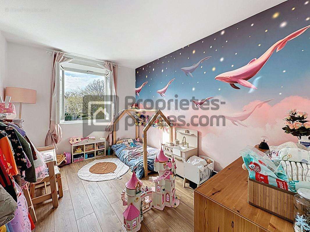 Appartement à EMERAINVILLE