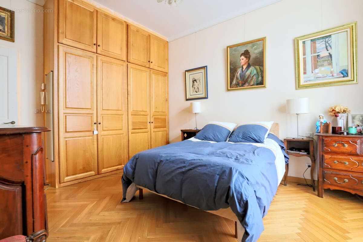 Appartement à HYERES