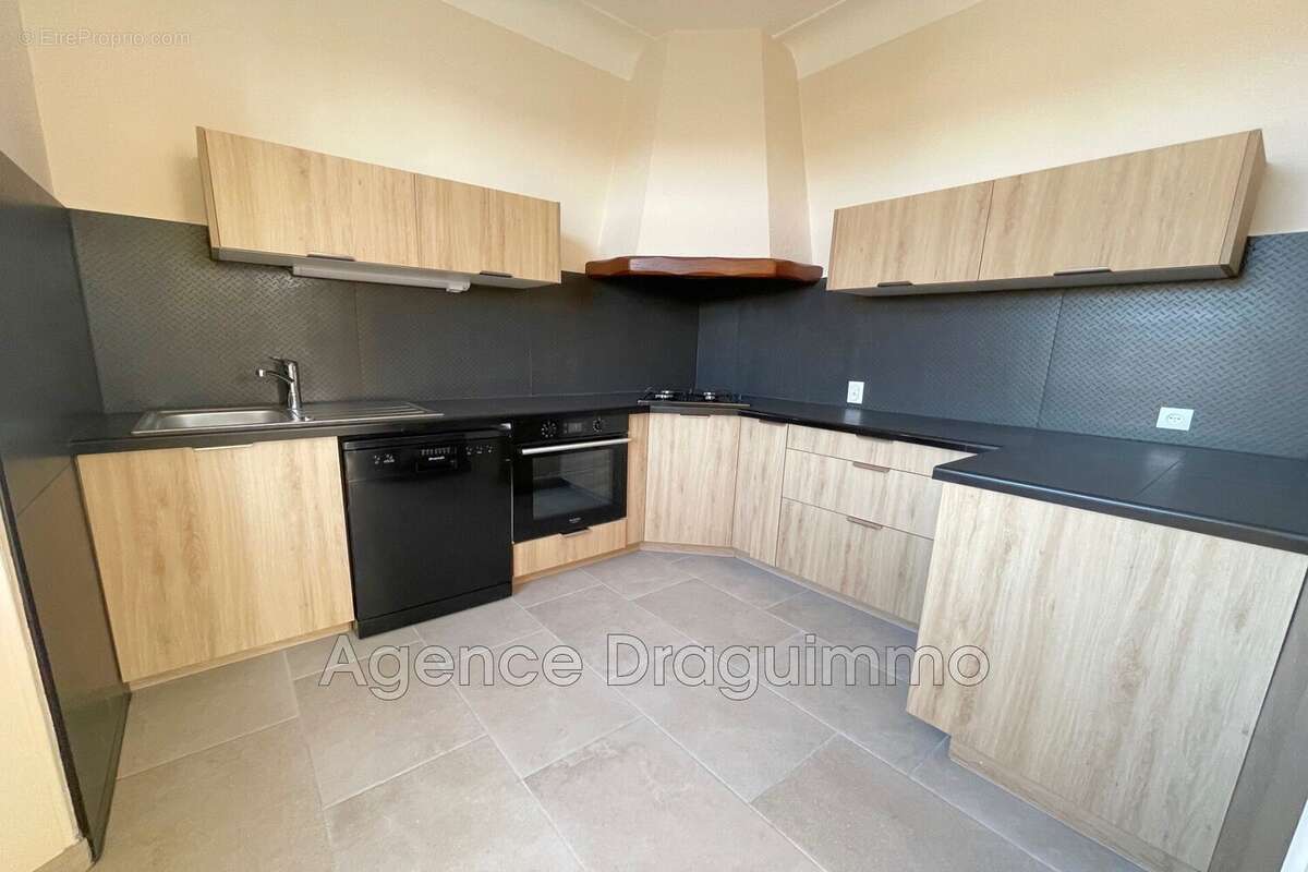 Maison à DRAGUIGNAN