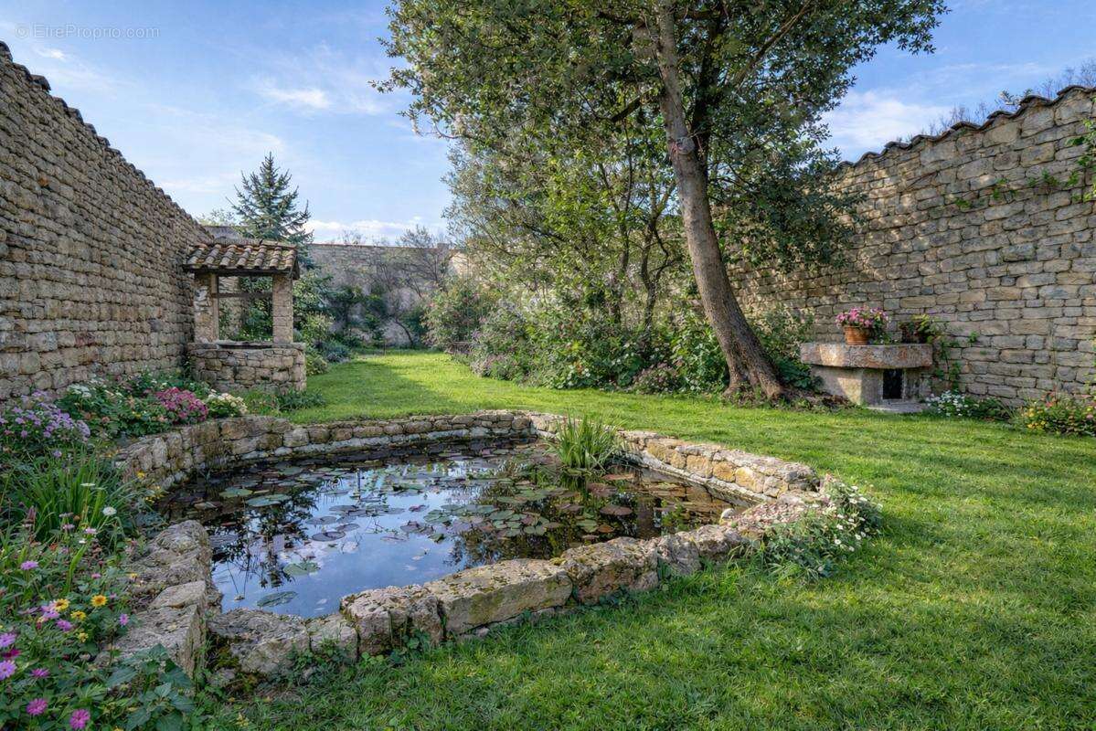 Maison à NIEUL-SUR-MER