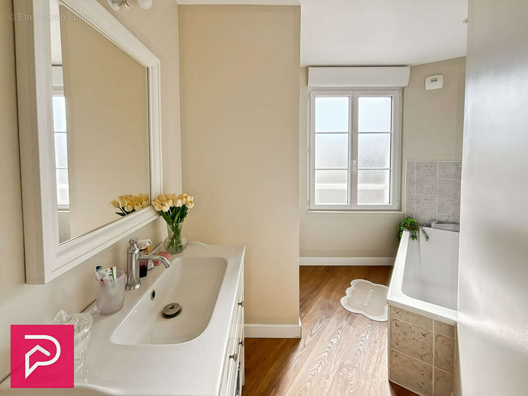 Appartement dans le centre ville de BERNAY ! - photo 8