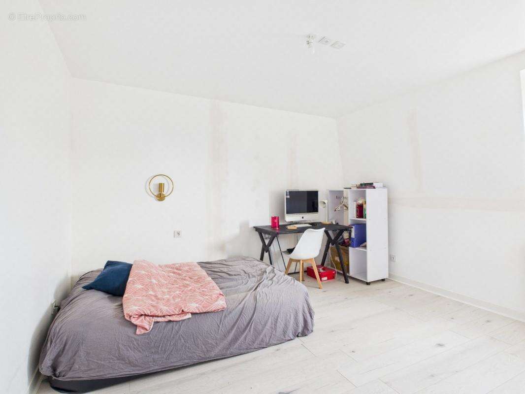 Maison à SAINT-QUENTIN