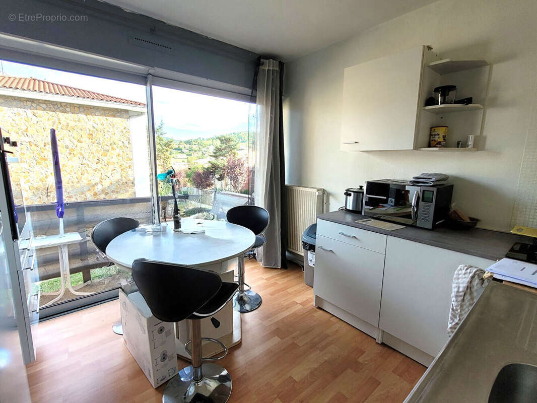 Appartement à VALS-PRES-LE-PUY