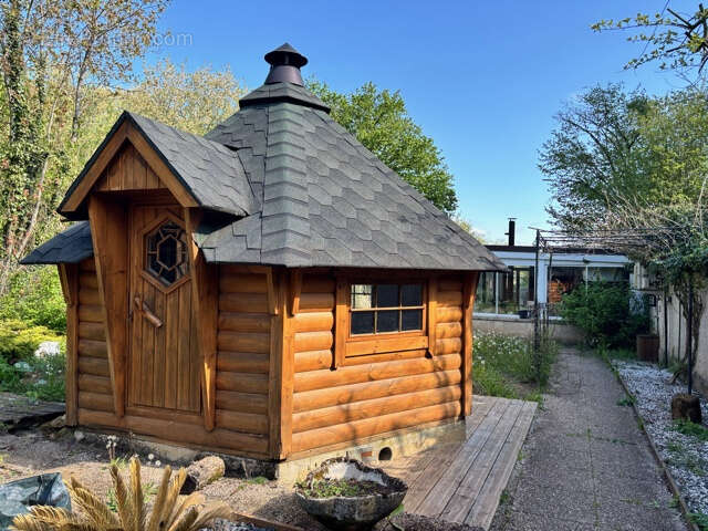 A VENDRE- Rare sur le secteur; Maison de caractère à JARNY-Dépendance aménagée de 41 m2 et parc de 18 ares. - photo 21