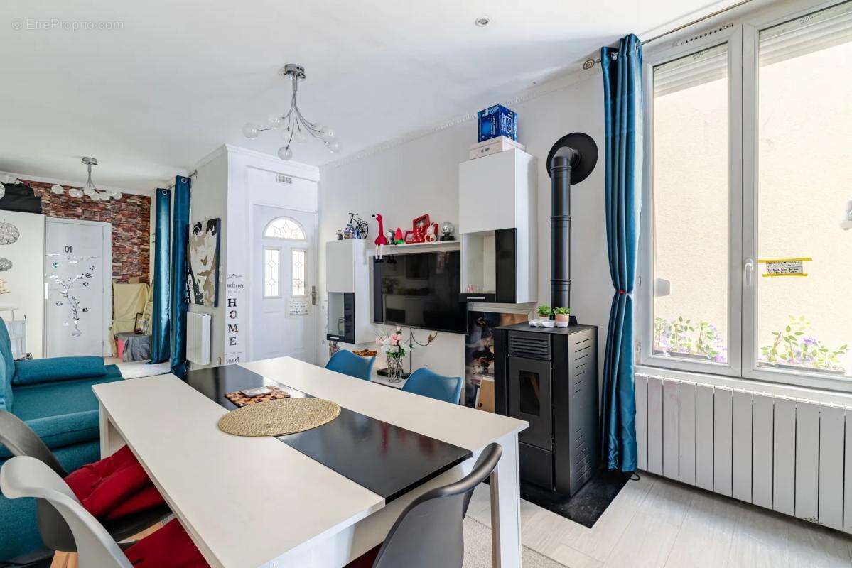 Maison à COLOMBES