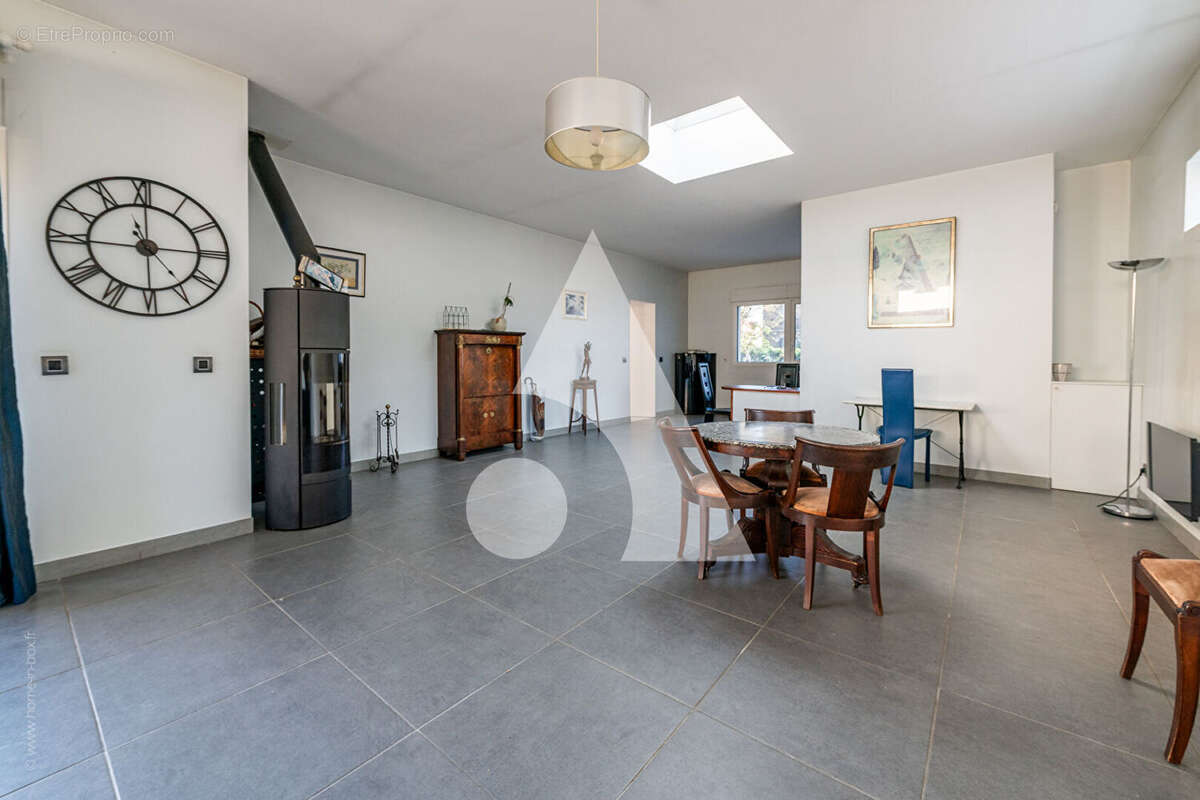 Maison à CHAMPIGNY-SUR-MARNE