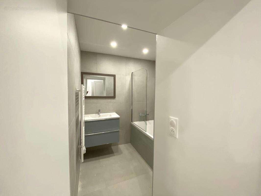 Maison à ROSNY-SUR-SEINE