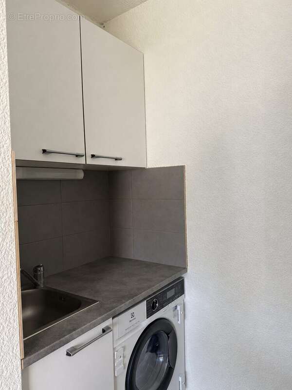 Cuisine - Appartement à NIMES