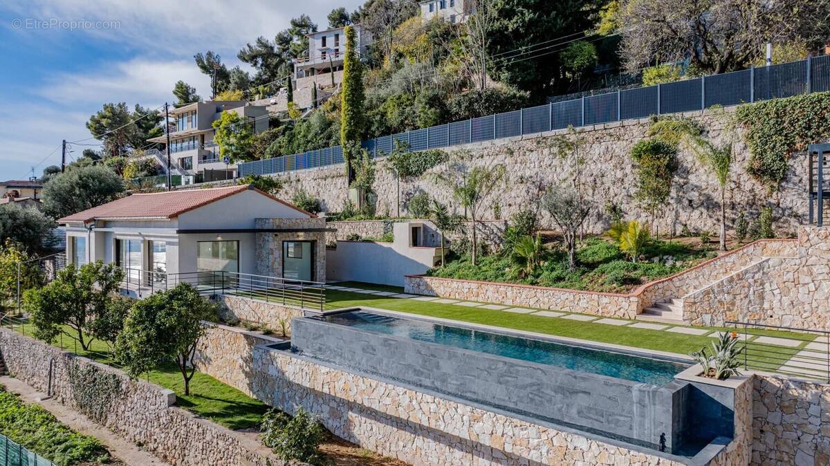 Maison à ROQUEBRUNE-CAP-MARTIN