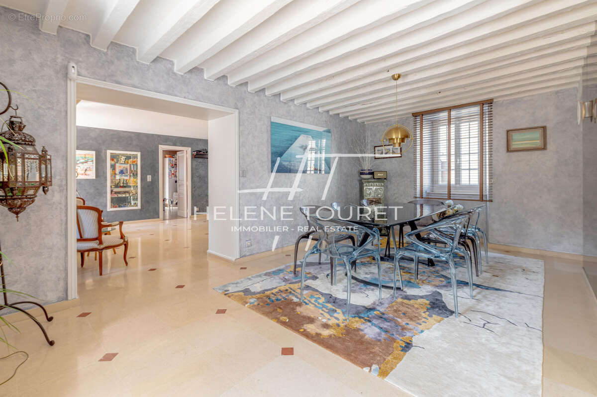 Maison 254 m² à Baron  - photo 9