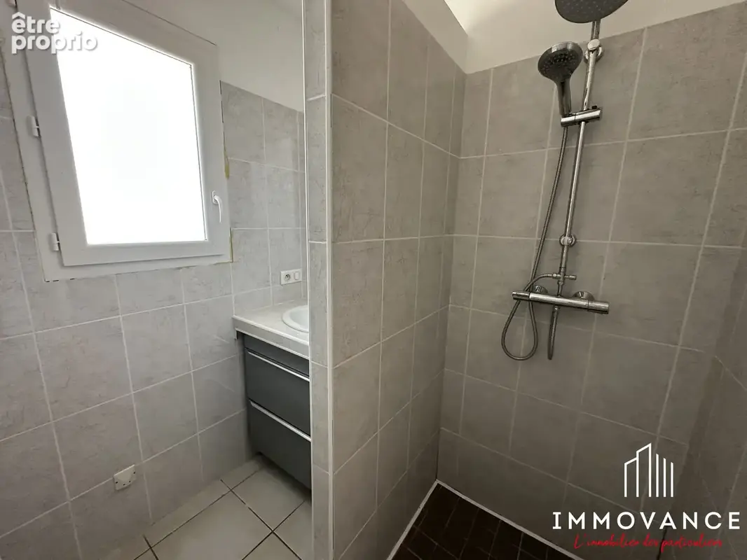 Maison 5 pièces 106 m² à vendre à Castries (34160) - photo 8