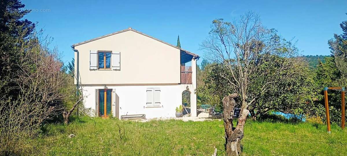 Maison à MEOUNES-LES-MONTRIEUX