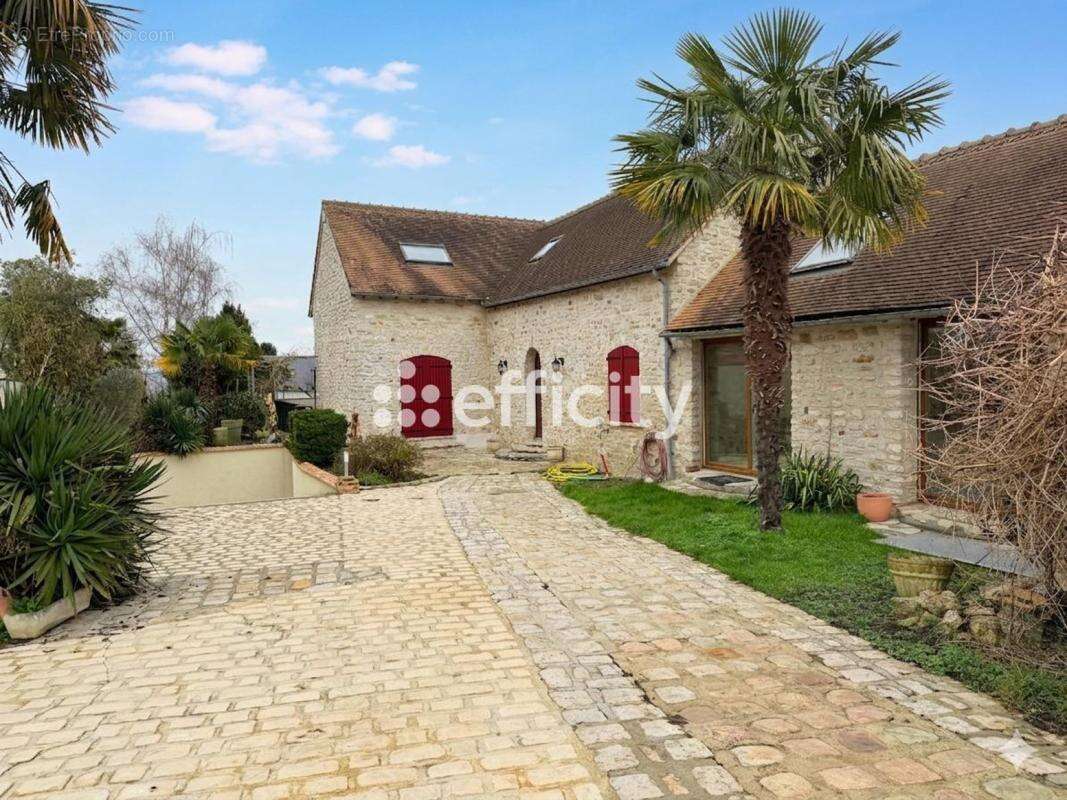 Maison à BUCHELAY