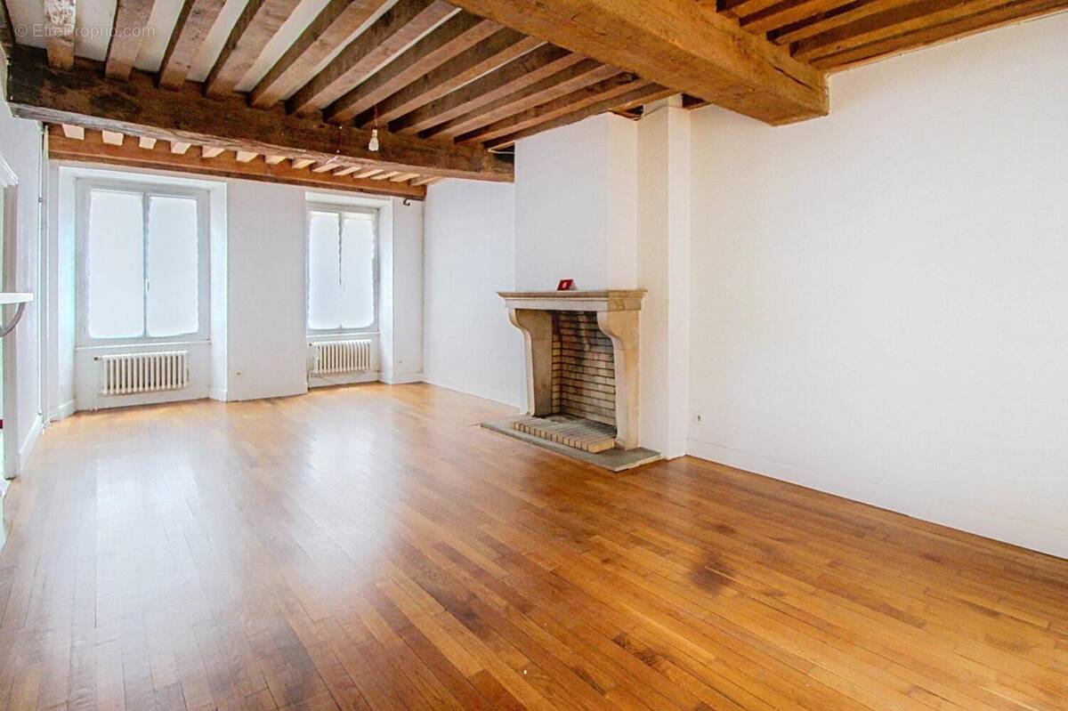 Photo 1 - Maison à TOULON-SUR-ARROUX