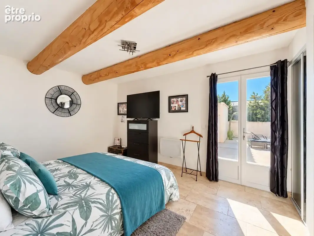 Maison 5 pièces 170 m² à vendre à Saint-Martin-De-Crau (13310) - photo 4