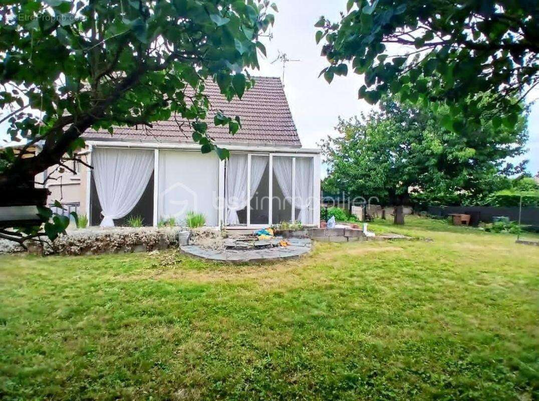 Pavillon individuel 4 chambres sous-sol complet - photo 2