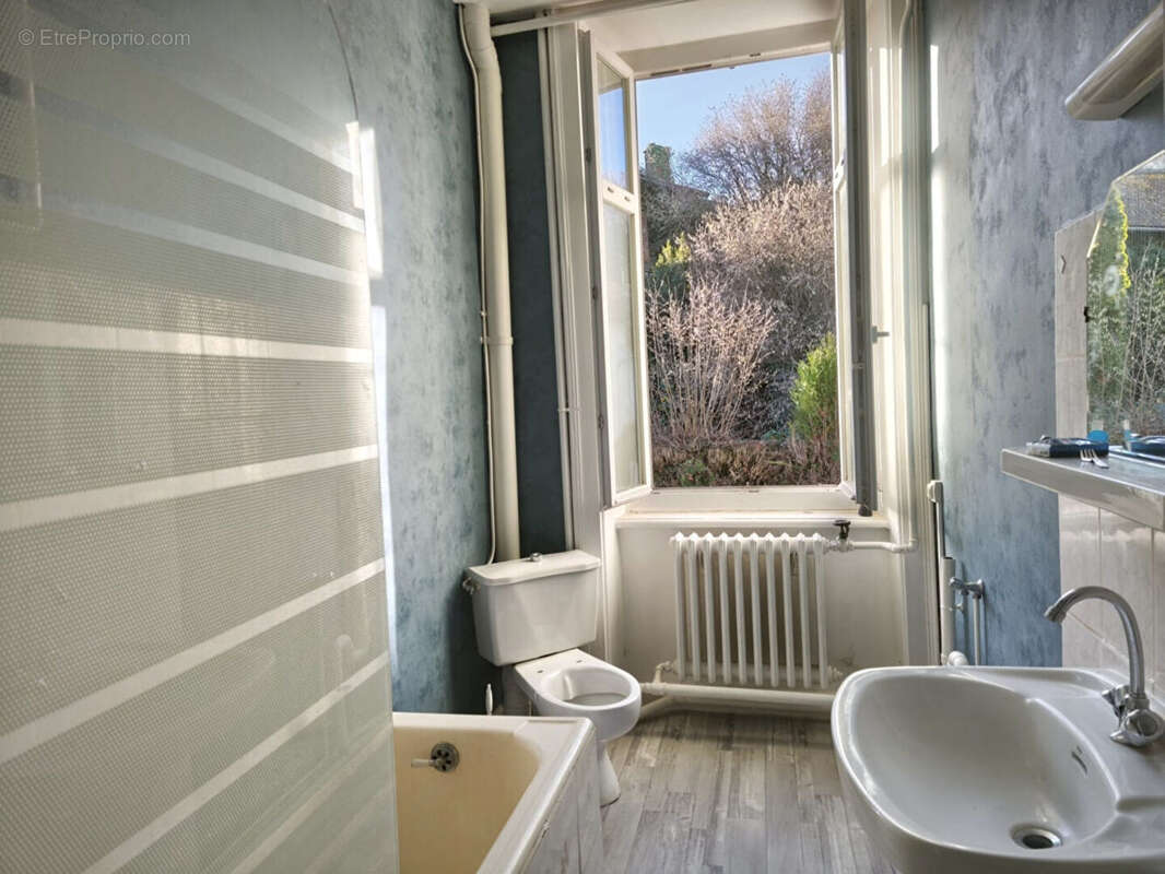 Appartement à NEXON