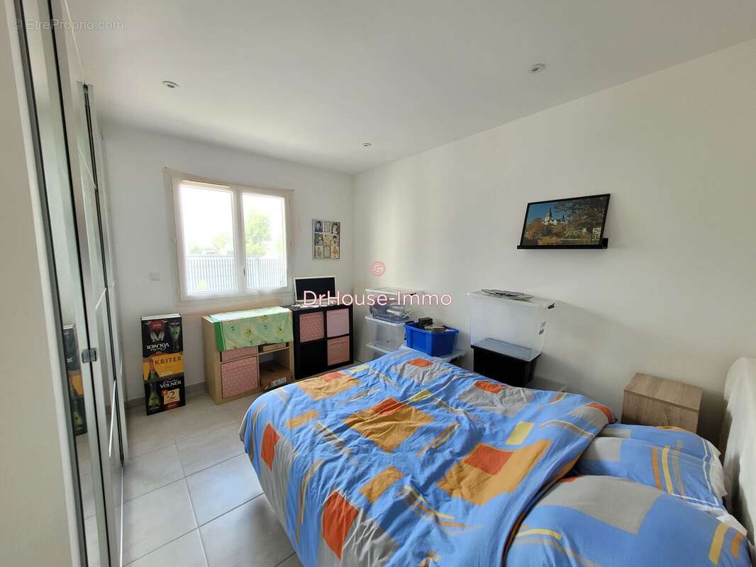 Maison 120 m² à Sorigny  - photo 8