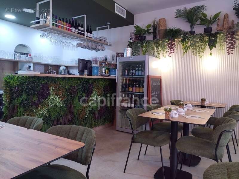 Commerce à LE GRAU-DU-ROI