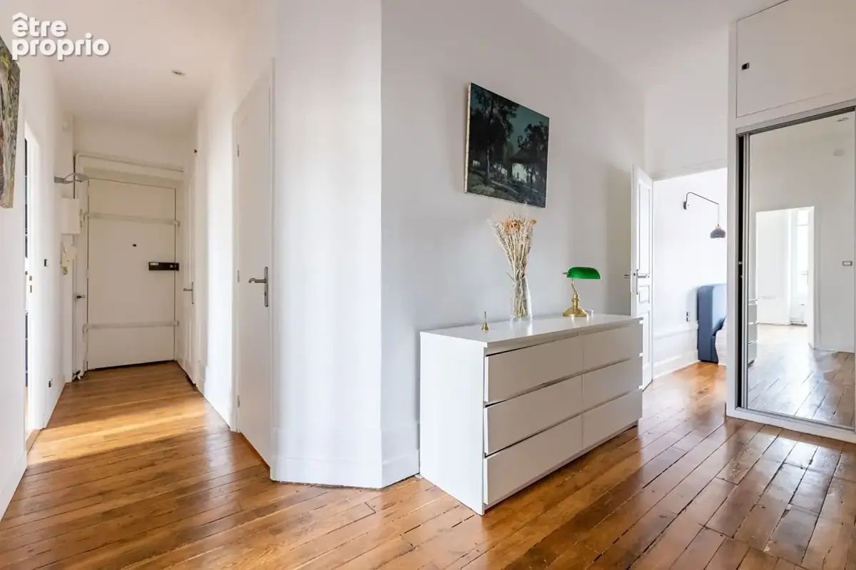 Duplex de 118m² - Lumineux et ensoleillé -  Box fermé deux places en enfilade en sus - photo 7