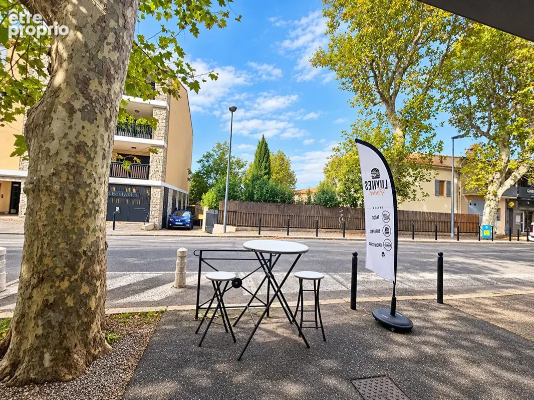Fonds de commerce de 35m² - Cente village de Luynes - photo 7