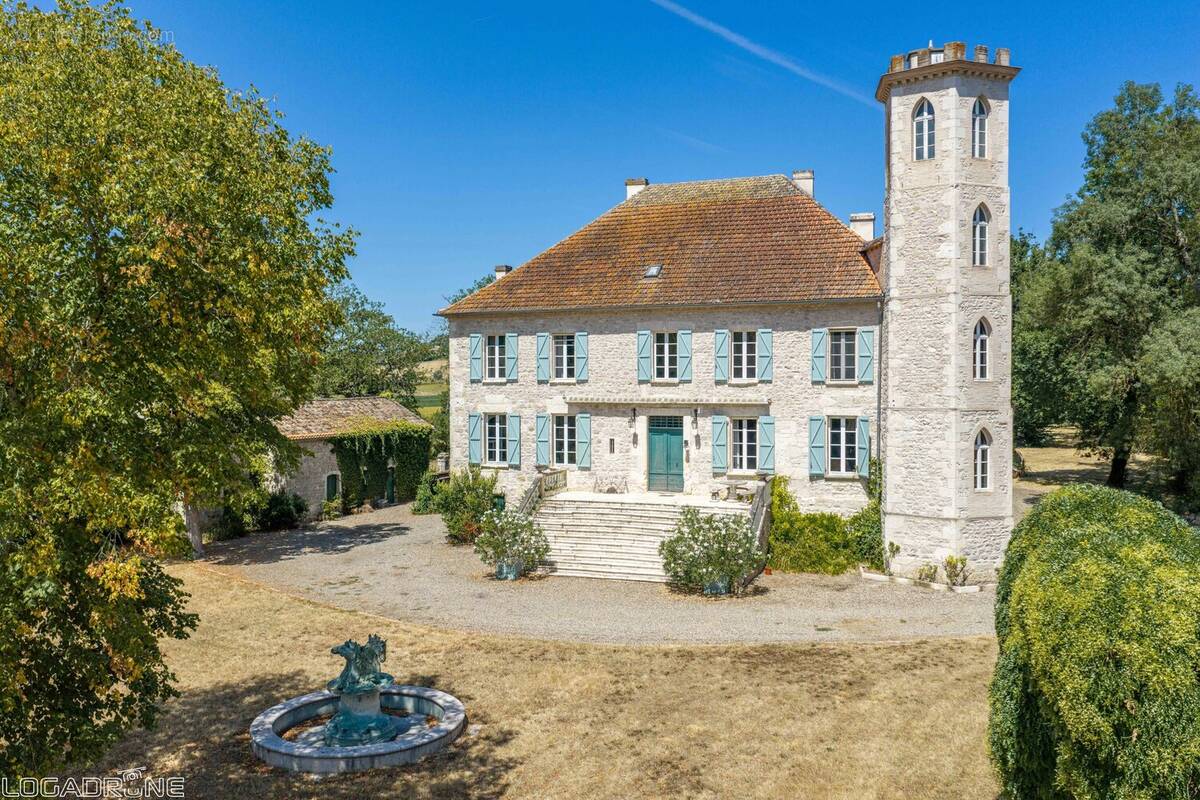 Maison à MONTCUQ