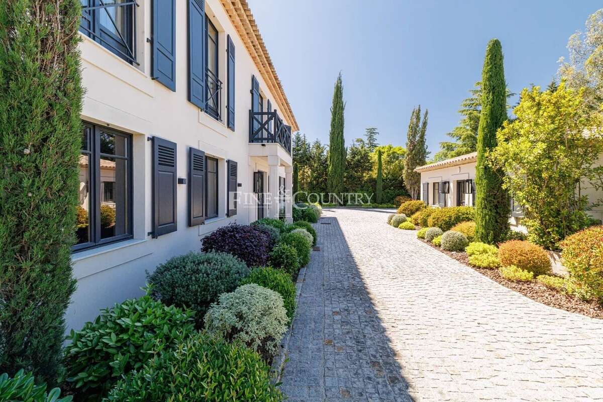 Maison à MOUGINS