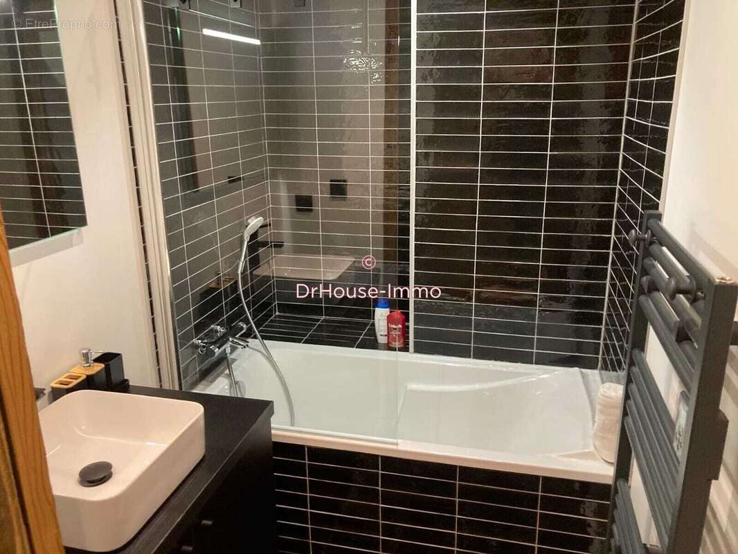 Appartement à DEMI-QUARTIER