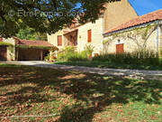 Maison à SAINT-POMPONT