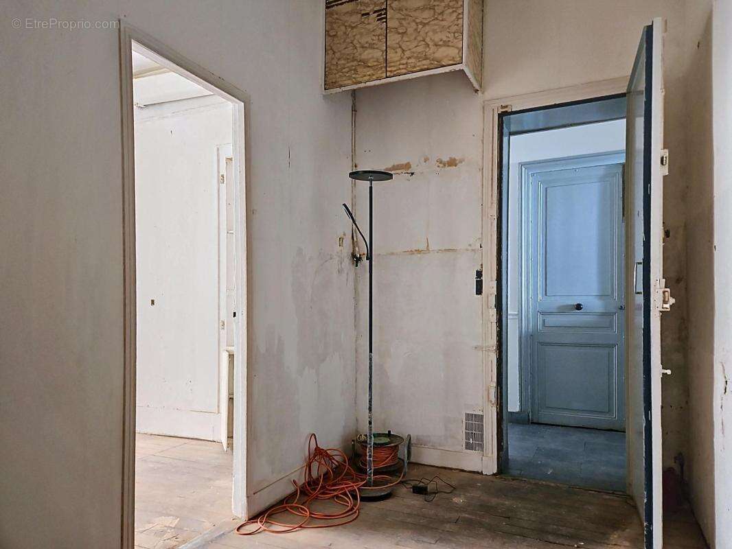 Appartement à PARIS-11E