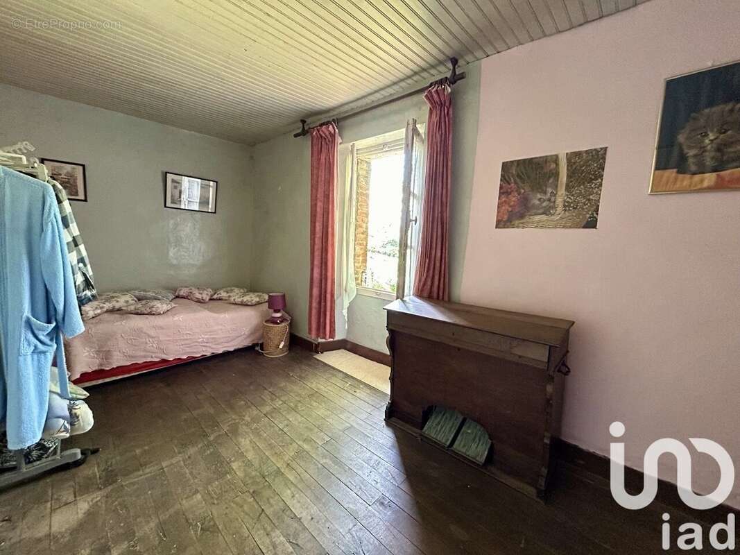Photo 8 - Maison à FAYE-L'ABBESSE