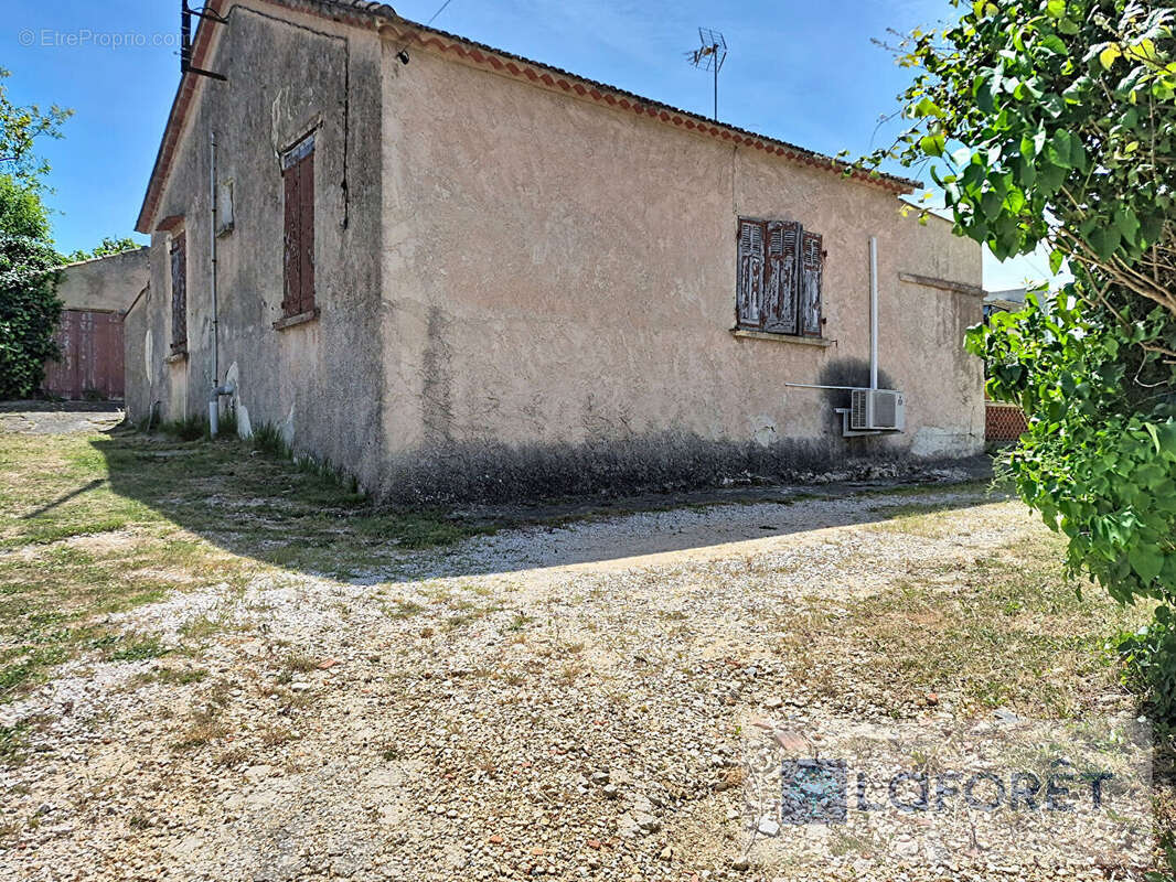 Maison à SIX-FOURS-LES-PLAGES