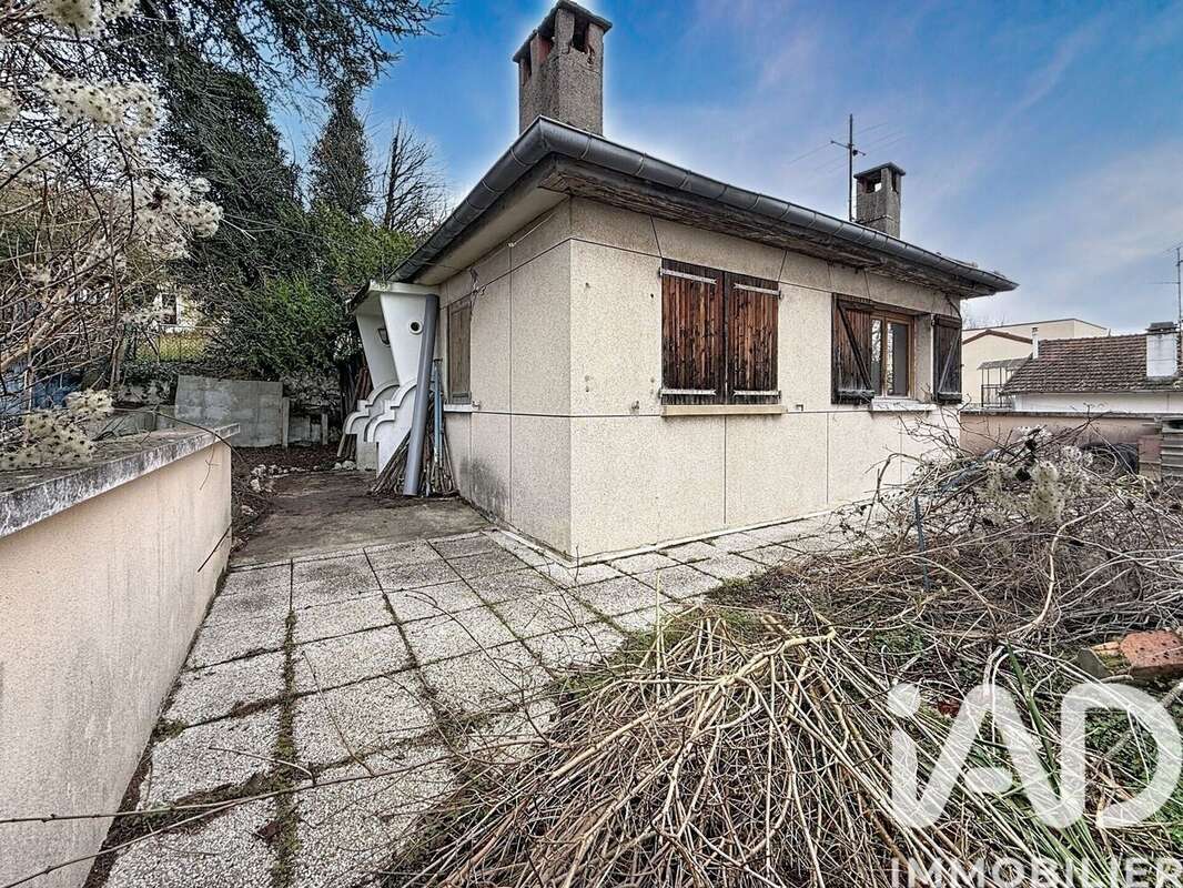 Photo 6