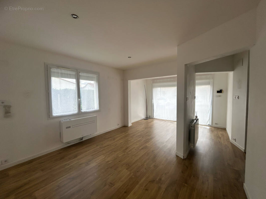 Maison à LAGARDELLE-SUR-LEZE