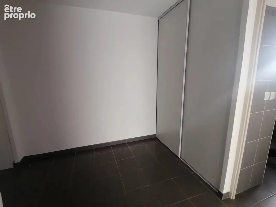 Appartement type 2 - quartier notre dame - photo 9