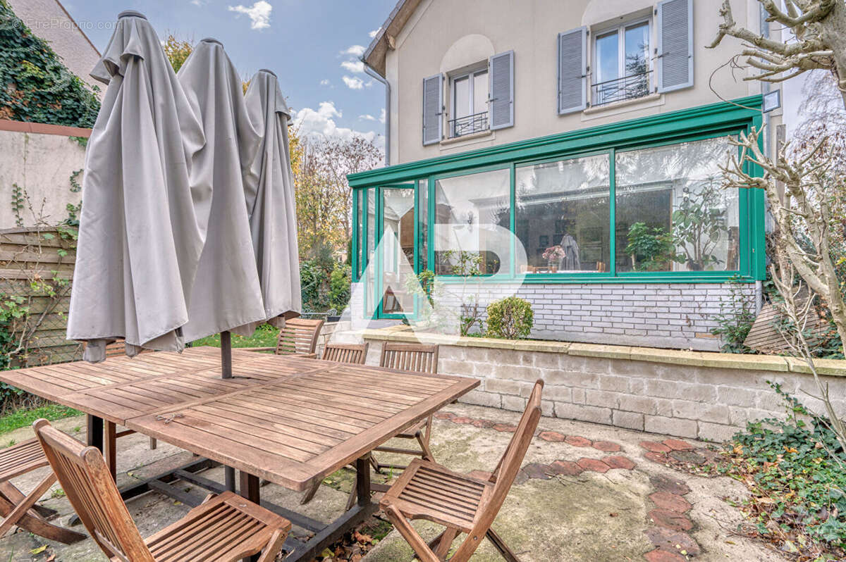 Maison à RUEIL-MALMAISON