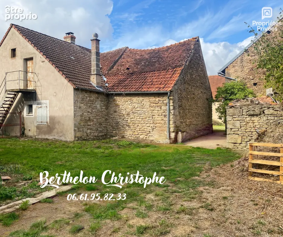 5km de Précy Sous Thil - Ensemble immobilier composée de 2 maisons et de 3 granges sur une terrain de 2800m² - photo 2