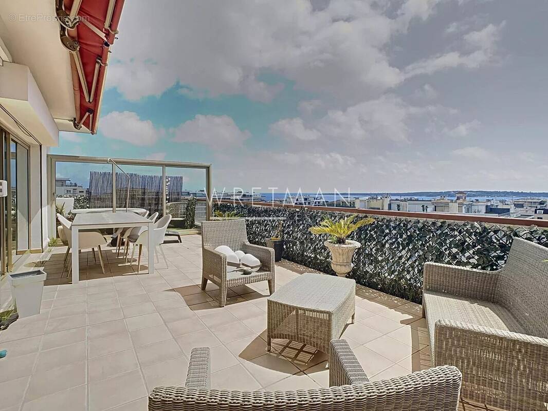 Appartement à CANNES