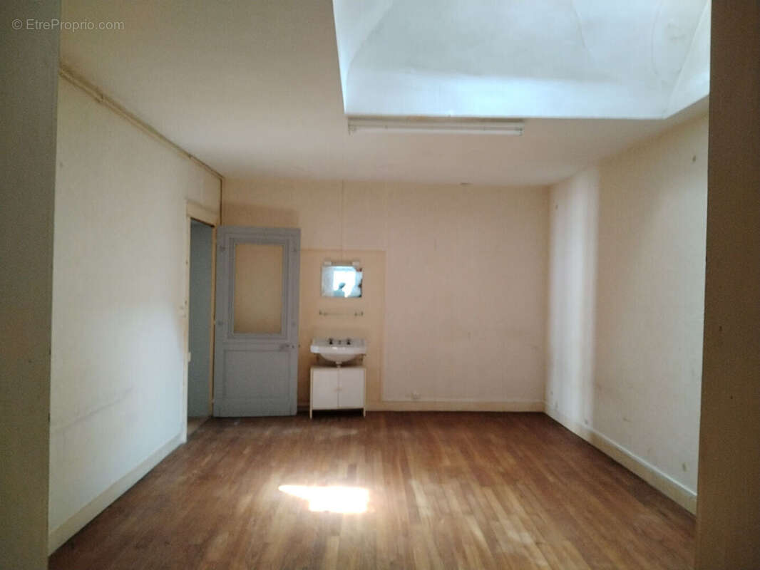 Appartement à COUTRAS