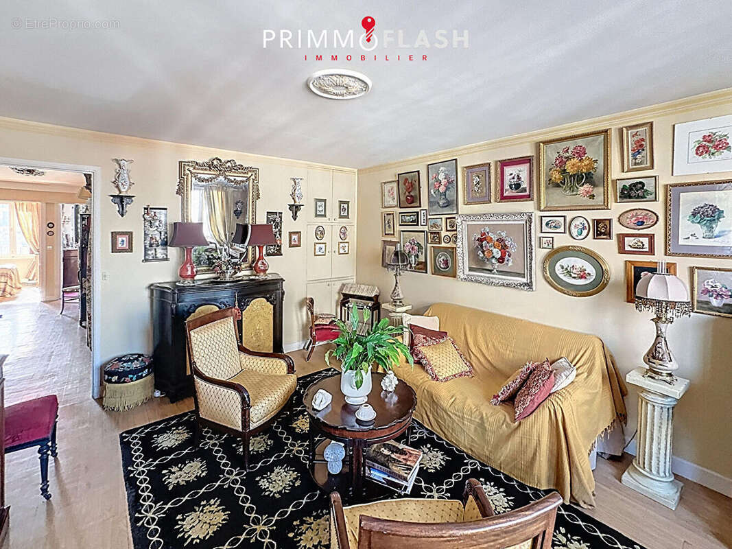 Appartement à AUBERVILLIERS