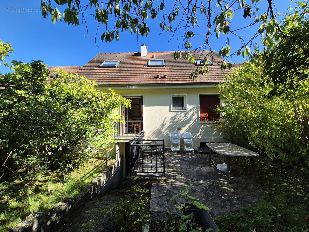 Maison à JOUY-EN-JOSAS