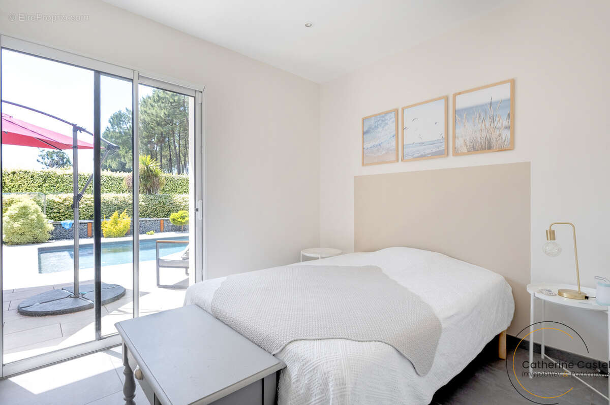 VILLA Contemporaine 163 m2, 5 chambres, Piscine, Double Garage - photo 6