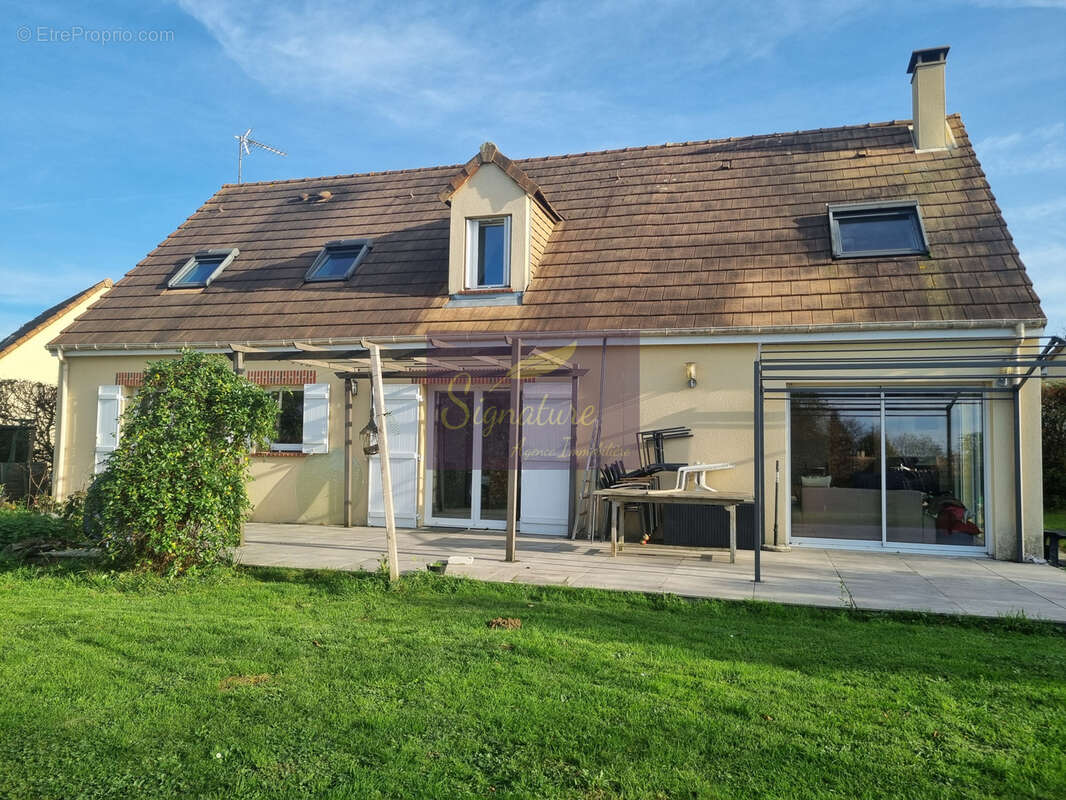 Maison à LAIGNE-EN-BELIN