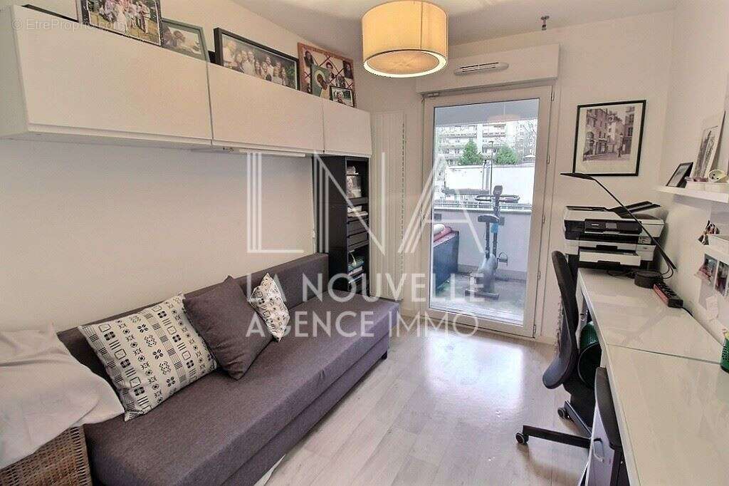 Appartement à ROMAINVILLE