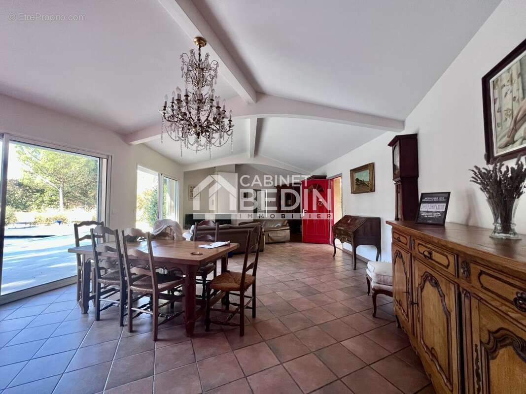 Maison à SAINT-SULPICE-ET-CAMEYRAC