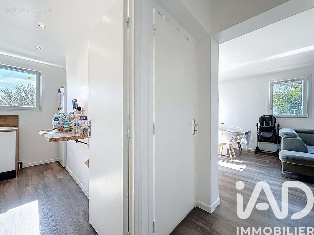 Photo 7 - Appartement à SAINT-GERMAIN-LES-ARPAJON