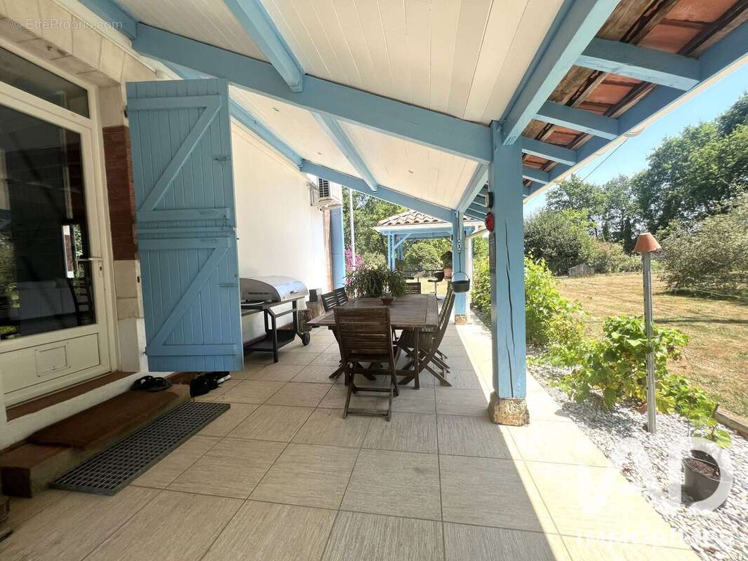Maison 173 m² à Labrit  - photo 4