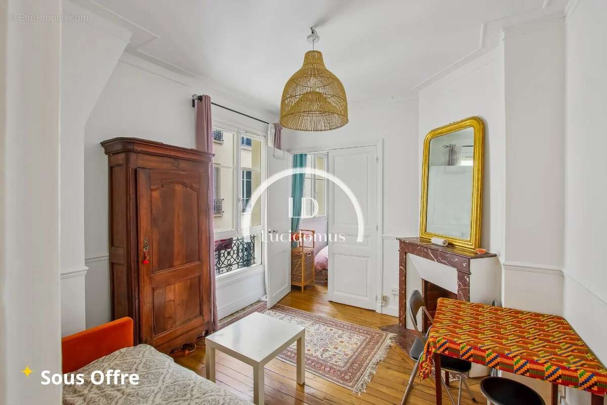 Appartement à PARIS-18E